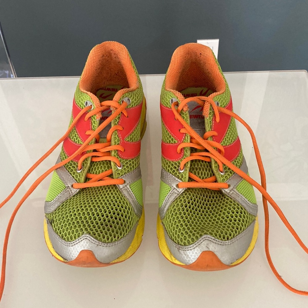 Men’s Newton distance 4 running shoes size 11 yellow, orange and green